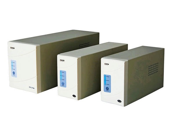 SGE200后备式UPS